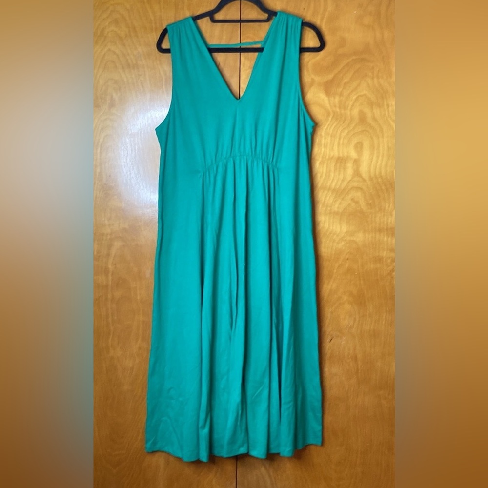 Soft Surroundings V Neck Maxi Green Dress. Size L - Picture 3 of 10